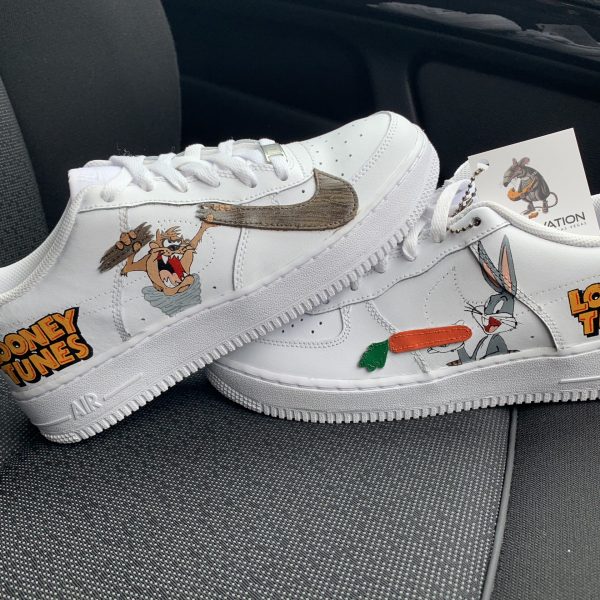 bugs bunny – Derivation Customs – Custom sneakers Swarovski trainers